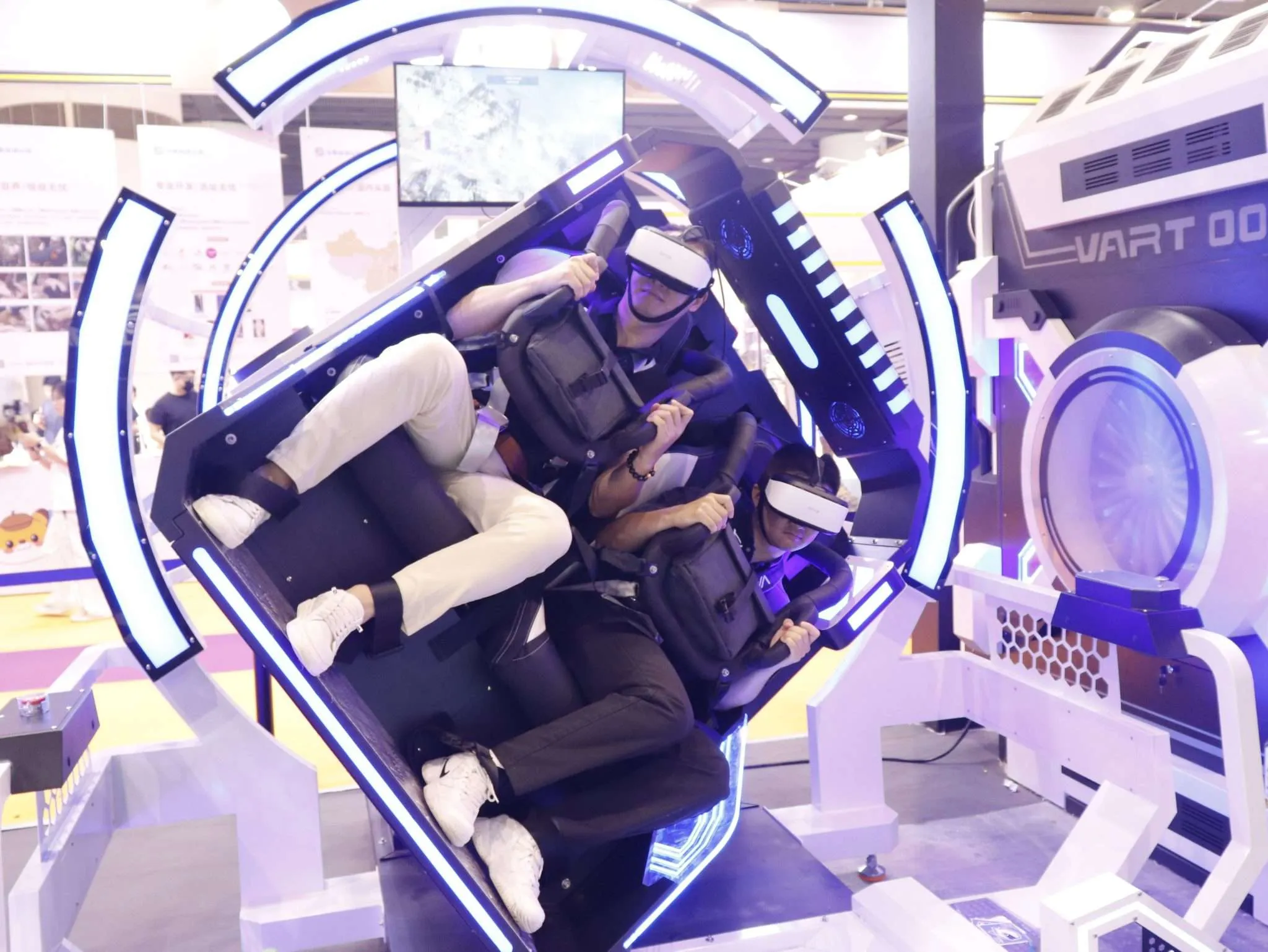 Top VR Attractions 2025: The Future of Theme Park Experiences | VART ...